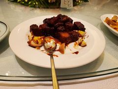 本帮红烧肉-东方明珠老上海8号餐厅(东方明珠广播电视塔店)
