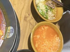 -贵厨酸汤牛肉(小十字店)