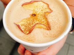 春日苹果派拿铁-Seesaw Coffee(上生新所店)