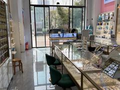 -世纪大明眼镜·蔡司战略授权店(汉街店)