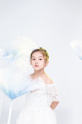 -小熊维尼高端儿童摄影(宝安旗舰店)