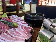 -烧肉一番·新韩式炭火烤肉(大岭山店)