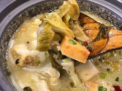 -周鱼小馆石锅酸菜鱼(活力汇店)