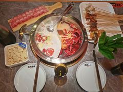 -热辣宗师·串串火锅(万达金街店)
