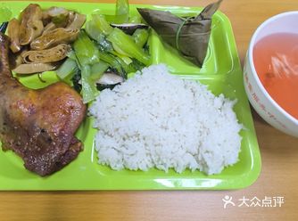 今天一日三餐都在这了！