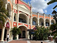 -佛罗伦萨小镇广佛名品奥特莱斯(疏港路店)