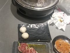-啊美丽炭火烤肉(滑翔一店)