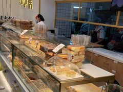 面包甜点陈列柜-酥侯糕点(靖江路店)