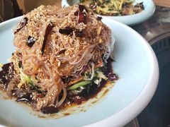-锅老头海鲜铁锅炖