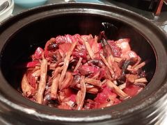 野菌瓦罐肉-千百味红餐厅·江西菜(绿地双子塔店)