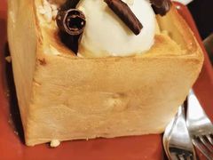 蜂蜜冰淇淋厚多士-港丽餐厅(龙之梦长宁店)