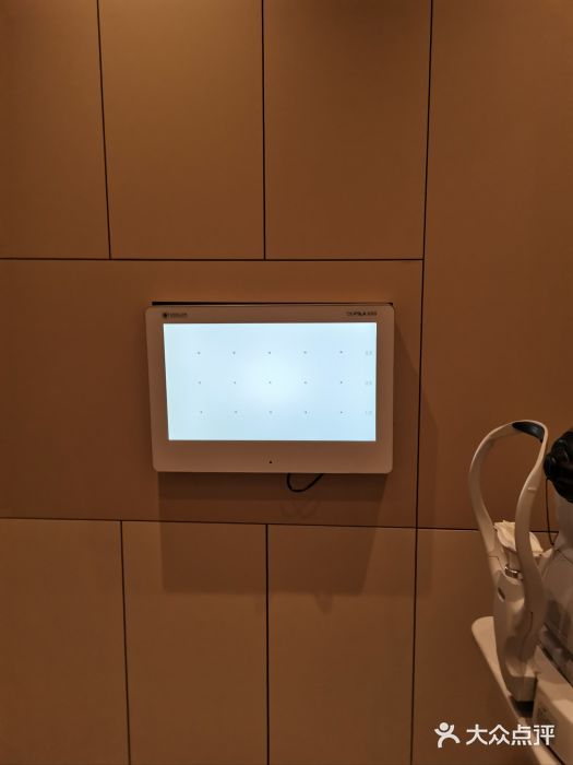 LensCrafters亮视点·OAKLEY精选(静安嘉里中心店)图片
