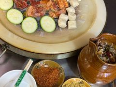 -阿昌白族石板烧·菌锅(大理古城店)