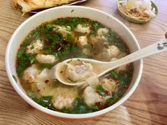 -石门侯·石门馄饨侯(革新北街店)