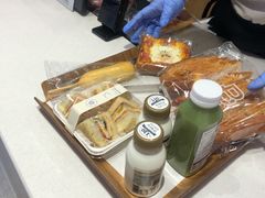 -巴黎贝甜(大宁国际商业广场店)