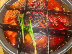 -古木枫老火锅(洪崖洞店)