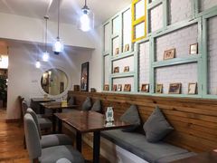 -雕刻时光咖啡馆(南院门店)