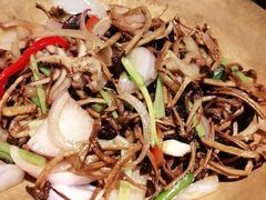 -穿越时尚餐厅(英武中路店)