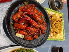 -肥肥虾庄·金牌油焖大虾(杨园滨江时代walk店)