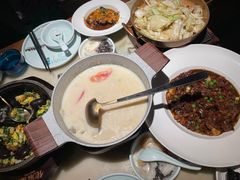 -佬麻雀·新湘菜(东方宝泰店)
