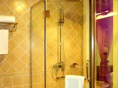 -月亮河温泉度假酒店