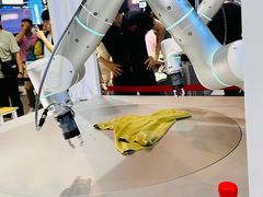 -东浩兰生上海世博展览馆