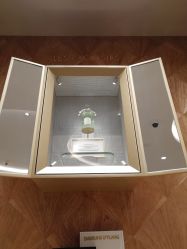 -法国娇兰精品店
