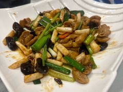 -东馆和天下特色餐饮(工农店)