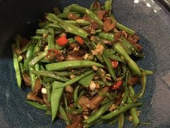 四季豆炒去骨鸭掌-湘爵士(王府井百货黄兴中路店)