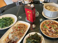 -鑫悦楼煎蟹·16年海鲜大排档