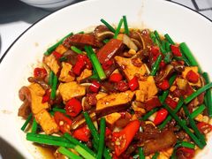 腊香干炒耳朵尖-农耕记·湖南土菜(科技园店)