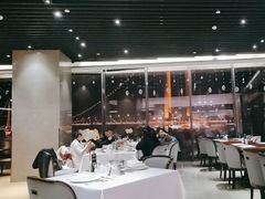 -武汉世茂希尔顿酒店·汇·全日餐厅