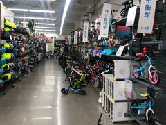 -迪卡侬(西三旗店)