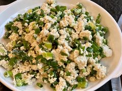 小葱拌豆腐-荣德灶台鱼(圣泉寺店)