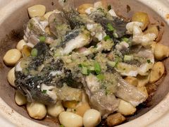 砂锅葱油焗鱼-炳胜品味(海印总店)