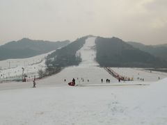 -辽阳弓长岭温泉滑雪场