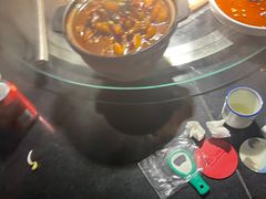 -挂旗柴锅鸡(蚌山区嘉年华店)