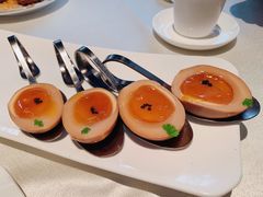 黑鱼籽糖心蛋（68+10%）-皇朝会.经典传统粤菜(外滩店)