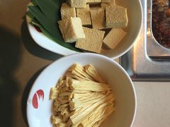 腐竹，冻豆腐-海底捞火锅(泉城路店)