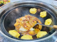 -谭家山河村铁锅炖&东北烧烤(交大店)