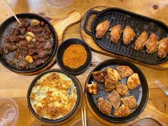 -老东镇啤酒屋海鲜加工·蒸汽海鲜·海鲜烧烤(台东店)