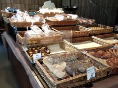 -红跑车蛋糕世界(清江路店)