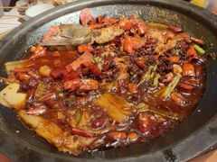 -鸣记脆皮烤鱼·海鲜烤鱼(三八广场店)