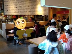 大堂-麦当劳(杭州西湖银泰百货店)