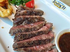 -LENBACH兰巴赫西餐啤酒坊(大连东港店)