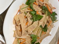 伴豆腐皮-梁家大院•农家菜(昆山会展中心店)