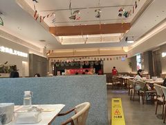 -肥肥虾庄·金牌油焖大虾(汉口城市广场店)