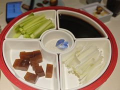片皮鸭-海逸餐厅·象山海鲜