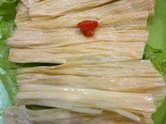 -一叶一世界•素食餐厅(环球中心店)