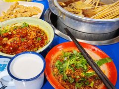 -马路边边串串香(延庆环球新意广场店)